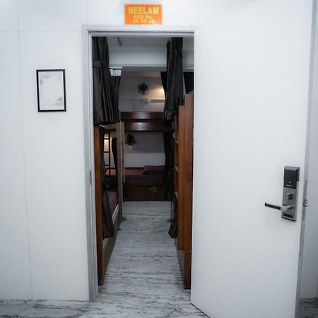 Pearl Courtyard Dormitory Bénarès Extérieur photo