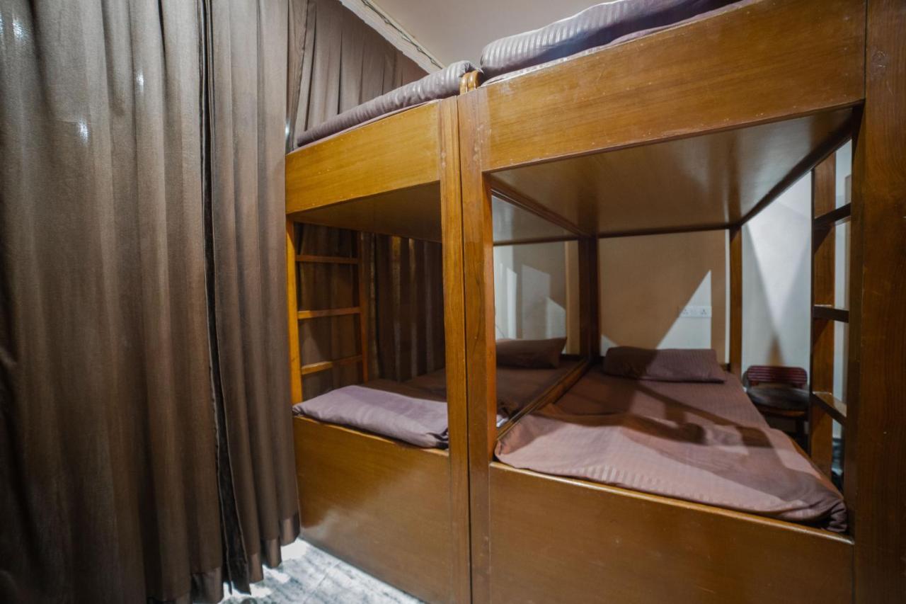 Pearl Courtyard Dormitory Bénarès Extérieur photo